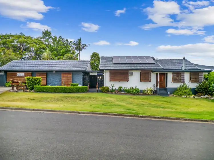 24 Lauriston Street, Eastern Heights QLD 4305