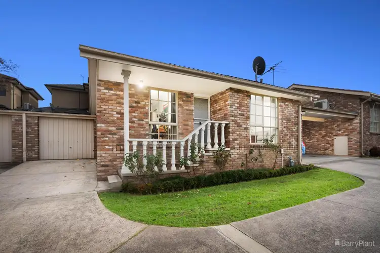2/4 William Street, Ringwood VIC 3134