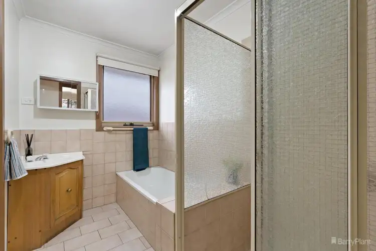 Sixth view of Homely unit listing, 1/241 Williamsons Road, Templestowe VIC 3106