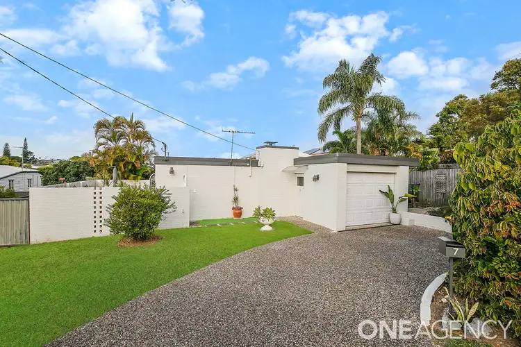 7 Buckley Road, Scarborough QLD 4020