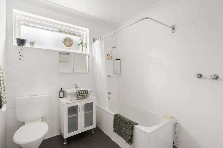 Fifth view of Homely apartment listing, 9/87-89 Mitchell Street, Bentleigh VIC 3204