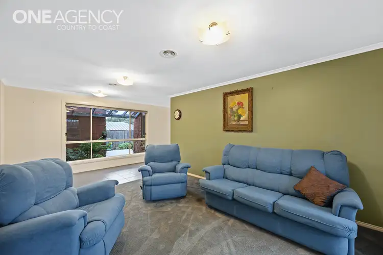 Fifth view of Homely house listing, 2 Harper Street, Drouin VIC 3818