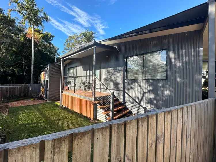 4 Con Street, Macleay Island QLD 4184