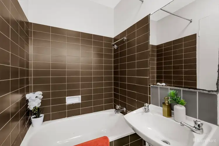 Fifth view of Homely unit listing, 2/10 Station Street, Fairfield VIC 3078