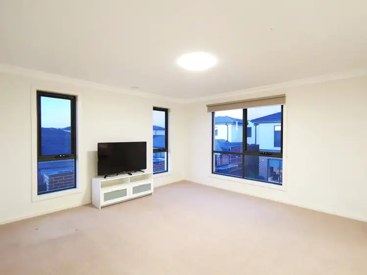 Second view of Homely house listing, 2 Goshawk Street, Narre Warren VIC 3805