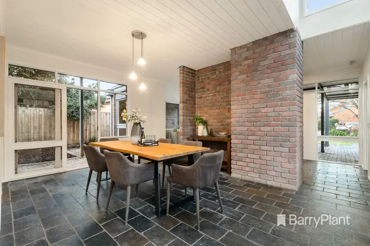 Fourth view of Homely house listing, 2 Newbridge Close, Dingley Village VIC 3172