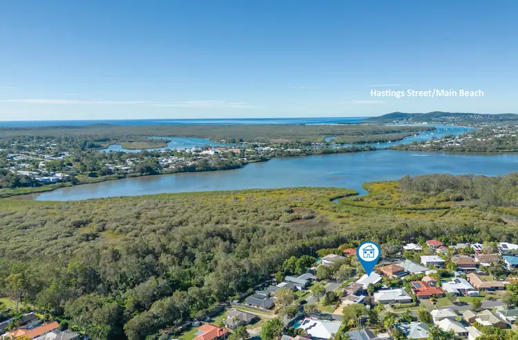 20 Hooper Crescent, Tewantin QLD 4565