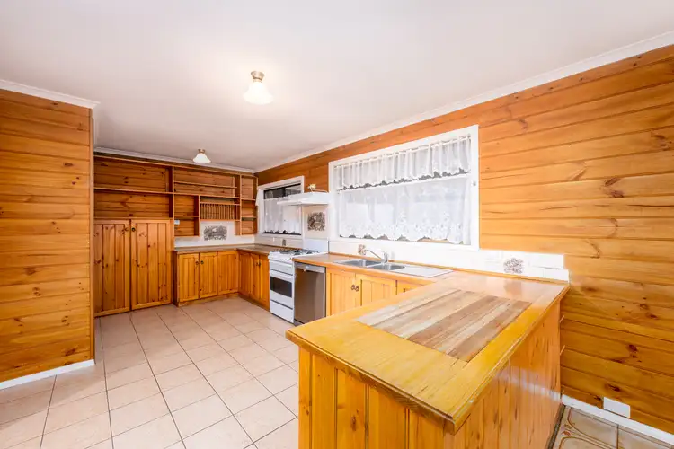 Sixth view of Homely house listing, 10 Dainton Street, Shepparton VIC 3630