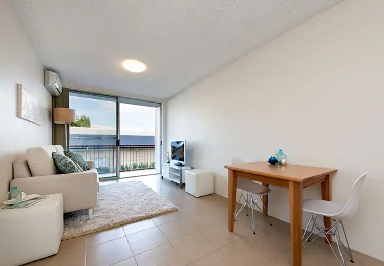 Main view of Homely unit listing, 1/20 Mcilwraith Street, Auchenflower QLD 4066