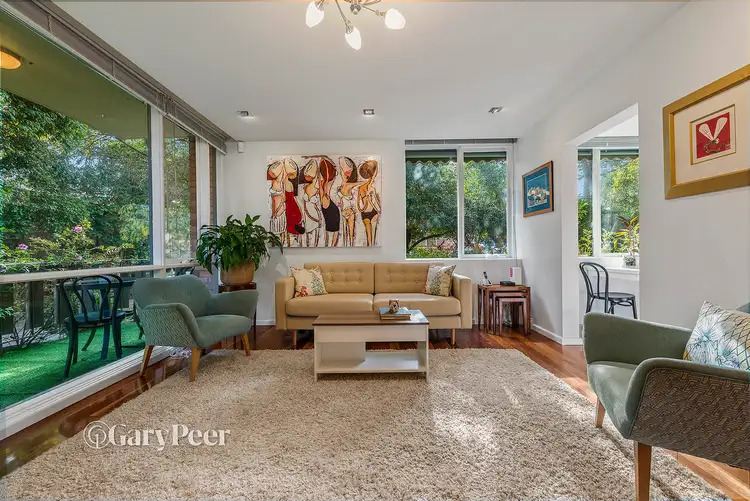1/2 Crimea Street, Caulfield North VIC 3161