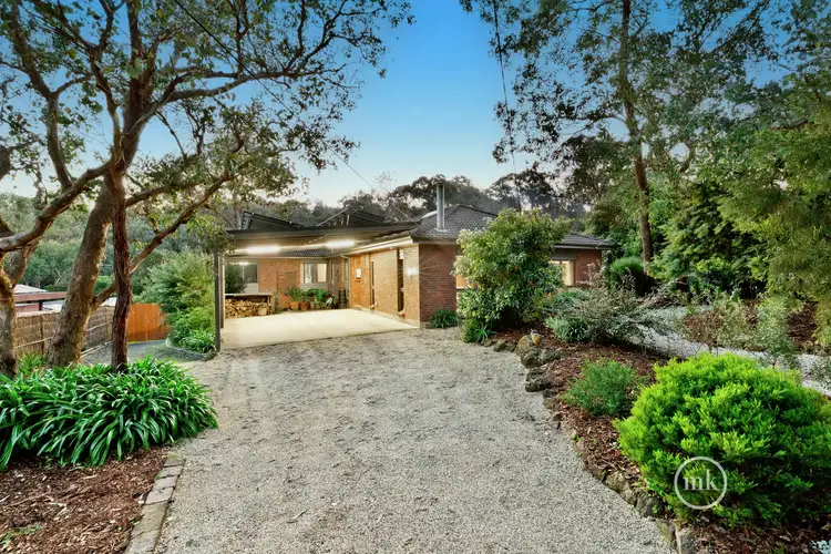 70 Scenic Crescent, Eltham North VIC 3095