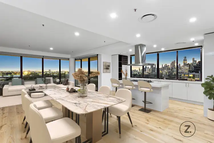 8A/29 Queens Road, Melbourne VIC 3004