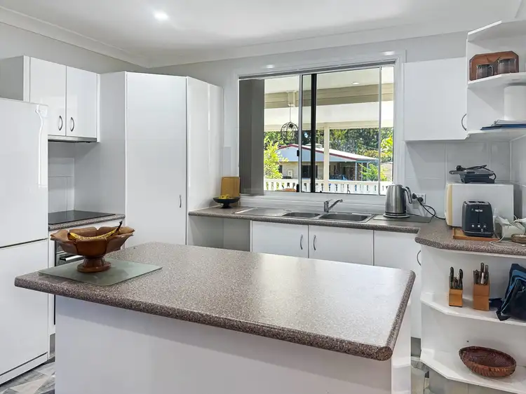 Sixth view of Homely house listing, 10 Dalpura Street, Macleay Island QLD 4184