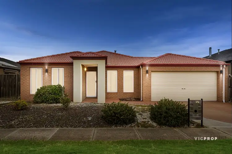 7 Banilla Close, Point Cook VIC 3030