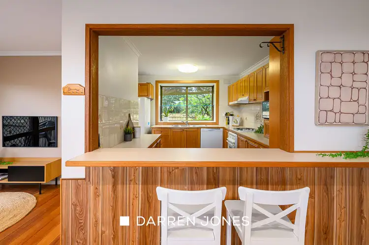Fifth view of Homely house listing, 5 Yilleen Close, Yallambie VIC 3085