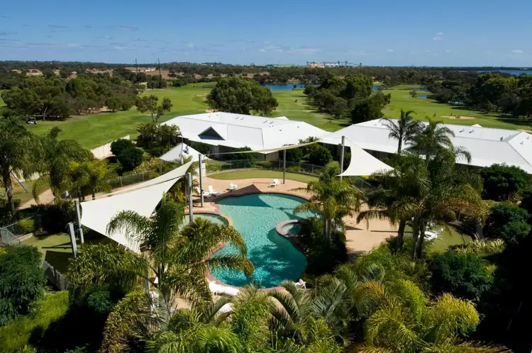 2/105 Old Coast Road, Pelican Point WA 6230