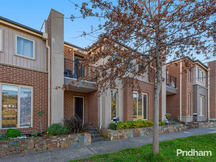 29 Palisades Boulevard, South Morang VIC 3752