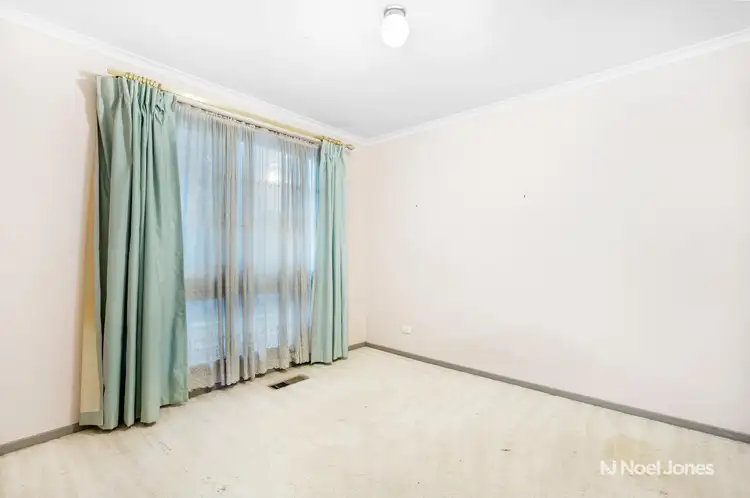 Fourth view of Homely house listing, 8 Beatrice Place, Ferntree Gully VIC 3156