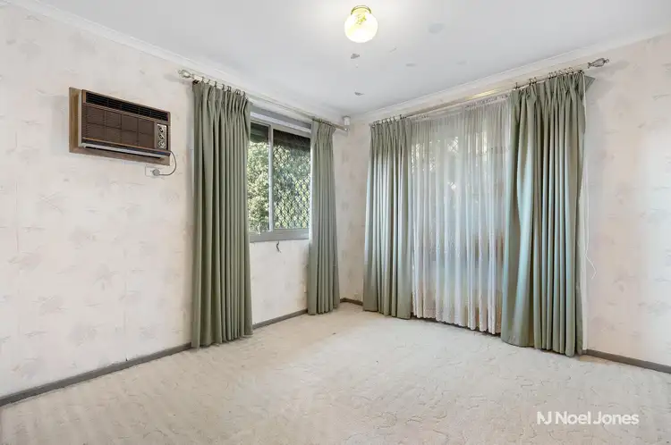 Sixth view of Homely house listing, 8 Beatrice Place, Ferntree Gully VIC 3156