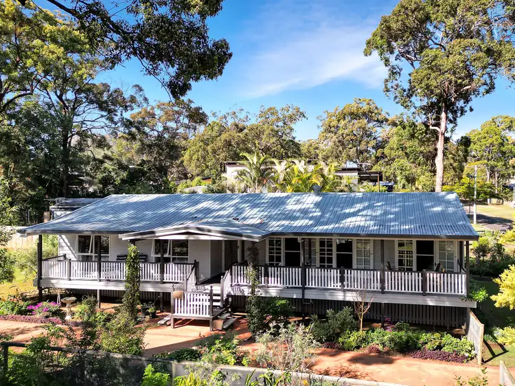 36 Coast Road, Macleay Island QLD 4184