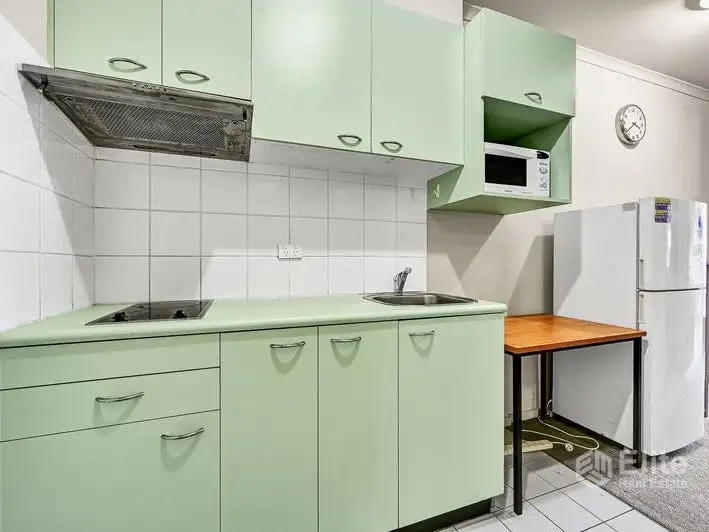 Fourth view of Homely apartment listing, 402/488 Swanston Street, Carlton VIC 3053