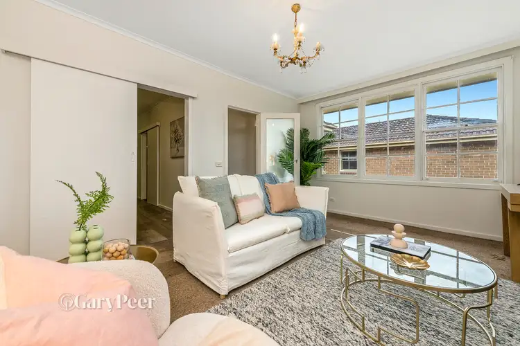 4/77 Warrigal Road, Surrey Hills VIC 3127