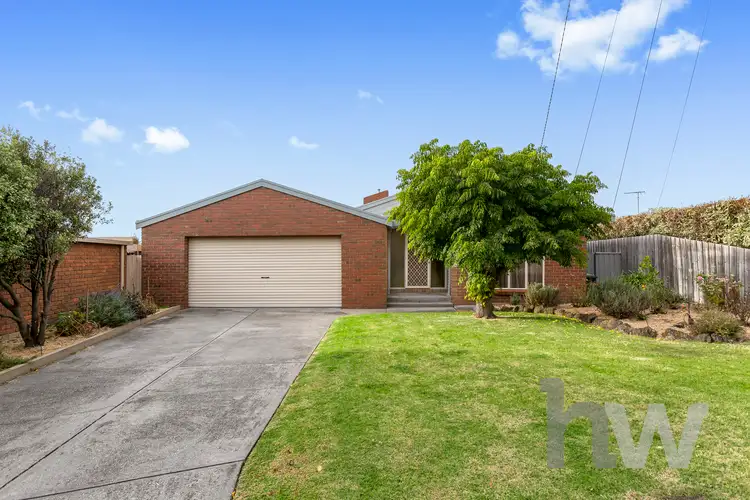 4 Milverton Court