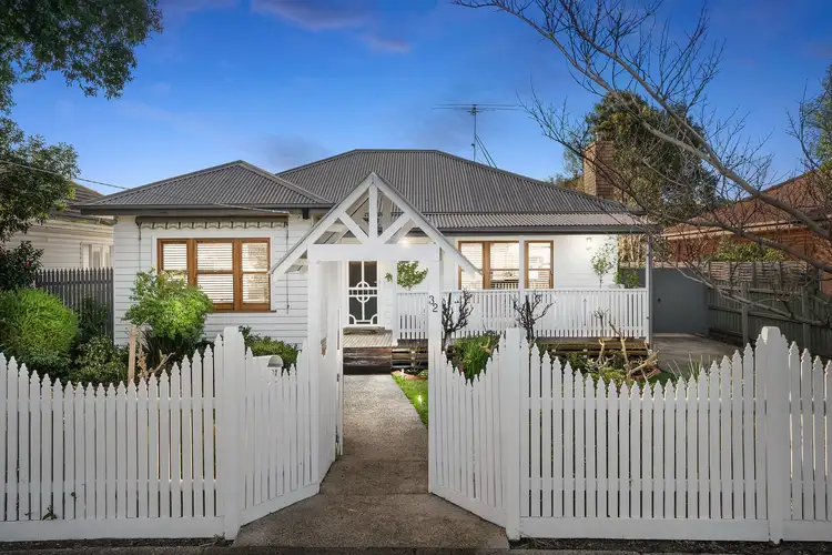 32 Begonia Avenue, Altona North VIC 3025