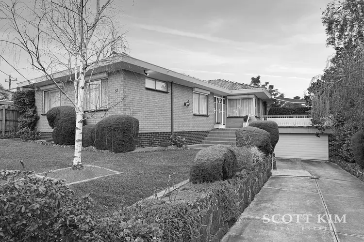 51 Buller Drive, Glen Waverley VIC 3150