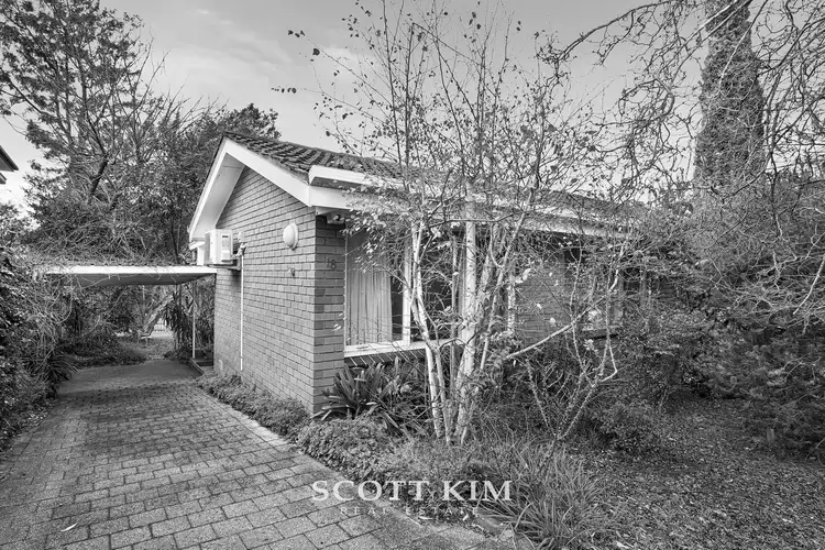 Main view of Homely house listing, 18 Park Road, Mount Waverley VIC 3149