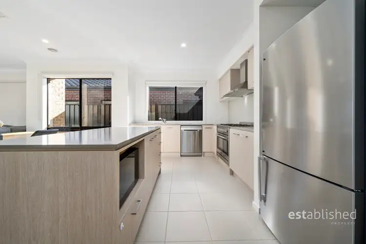 Sixth view of Homely house listing, 118 Altezze Drive, Truganina VIC 3029
