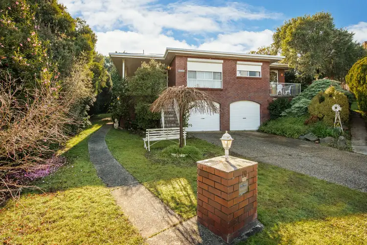 13 Valley View Court, West Albury NSW 2640