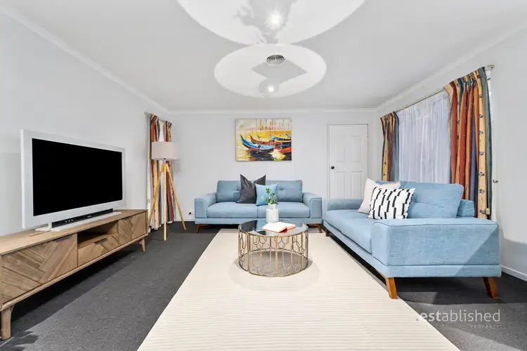 Second view of Homely house listing, 6 Midlothian Court, Point Cook VIC 3030