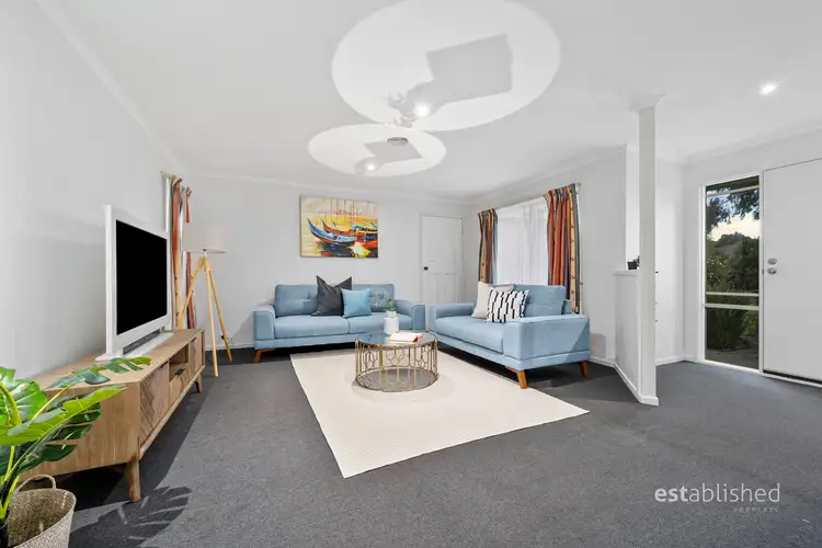 Fifth view of Homely house listing, 6 Midlothian Court, Point Cook VIC 3030
