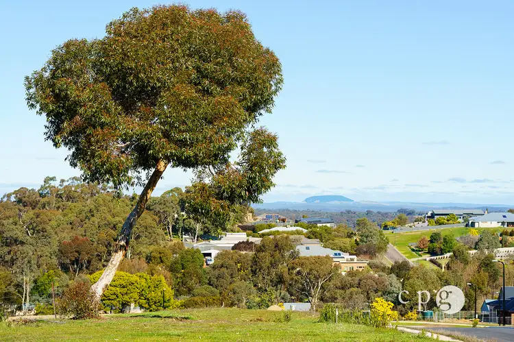 13 Manna Gum Wy, Campbells Creek VIC 3451