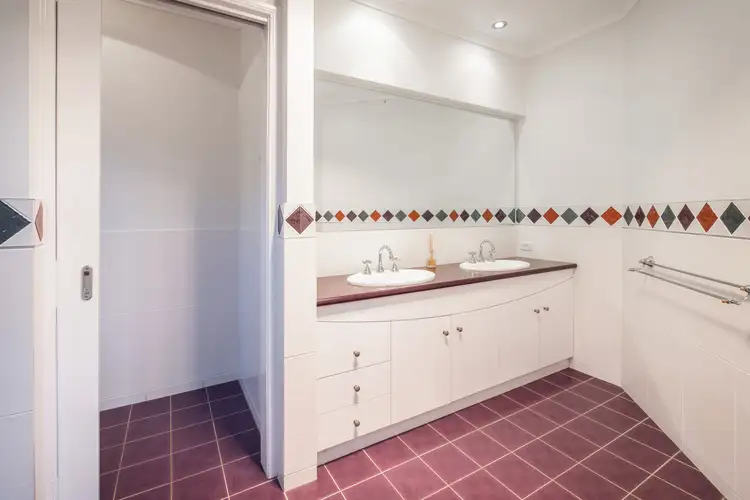 Fifth view of Homely house listing, 27 Orchard Way, Lavington NSW 2641