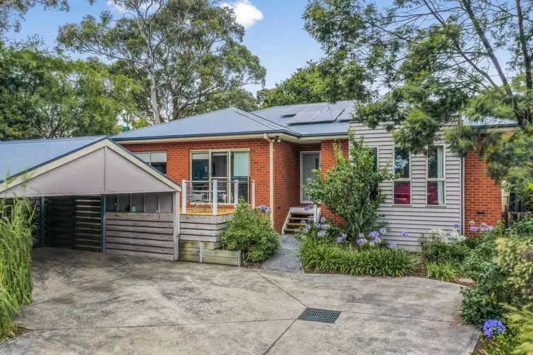 Main view of Homely unit listing, 2/11 Warrington Crescent, Wattle Glen VIC 3096
