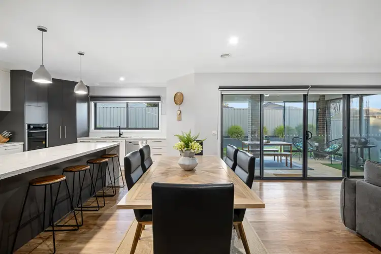 Sixth view of Homely house listing, 100 Songlark Crescent, Thurgoona NSW 2640