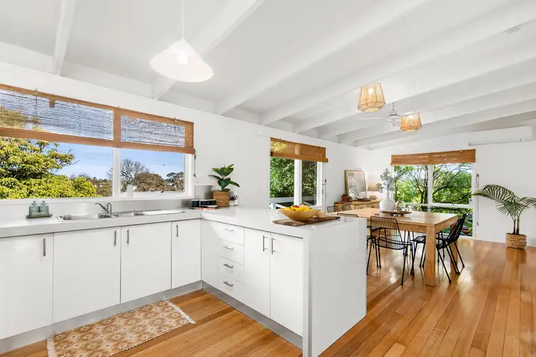 10 Fairsea Grove, Rye VIC 3941