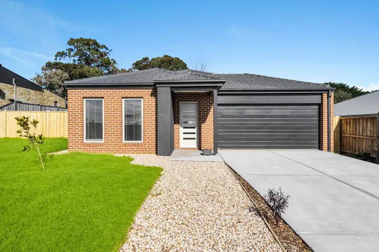 9 Copper Close, Drouin VIC 3818