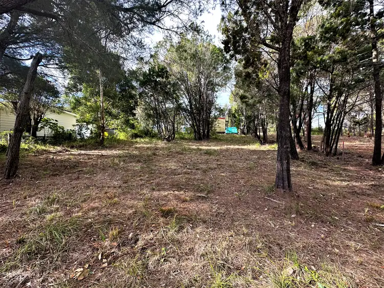 158 High Central Road, Macleay Island QLD 4184