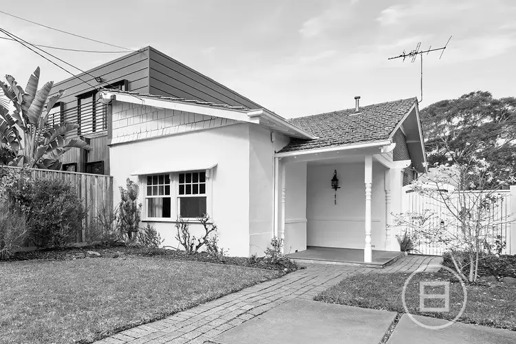 9 Wave Street, Elwood VIC 3184