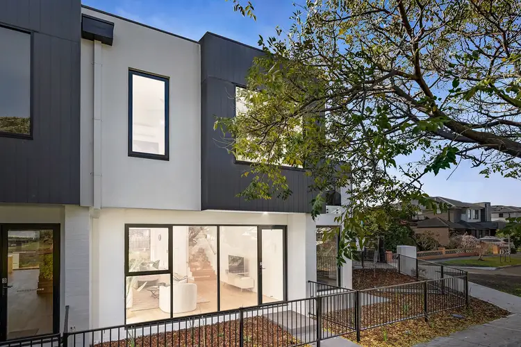2/34 Suffolk Street, Maidstone VIC 3012