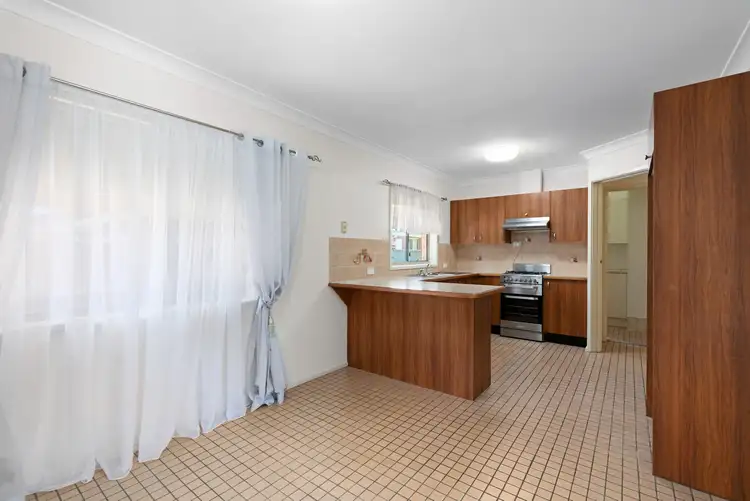 Second view of Homely townhouse listing, 3/382 Douglas Road, Lavington NSW 2641