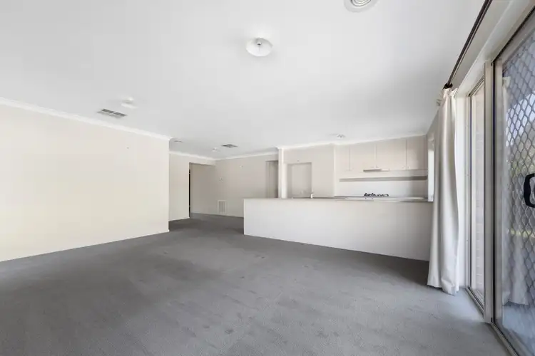Fourth view of Homely house listing, 2 Unicorn Court, Truganina VIC 3029