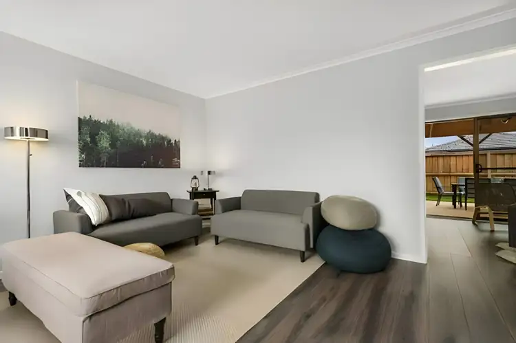 Second view of Homely house listing, 6 Kingston Court, Chelsea VIC 3196