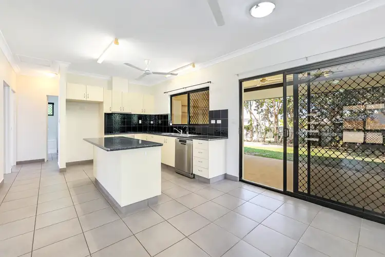 38 Bauldry Avenue, Farrar NT 830