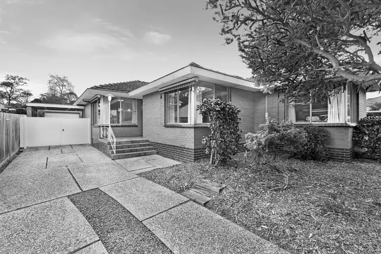 9 Canora Street, Blackburn South VIC 3130