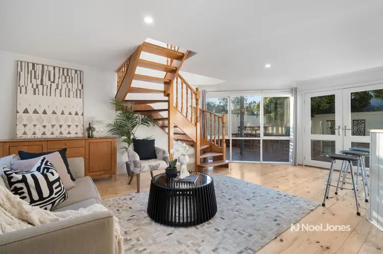 Sixth view of Homely house listing, 4 Lunar Crescent, Vermont VIC 3133