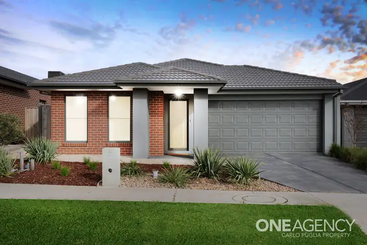 33 Splendour Circuit, Diggers Rest VIC 3427